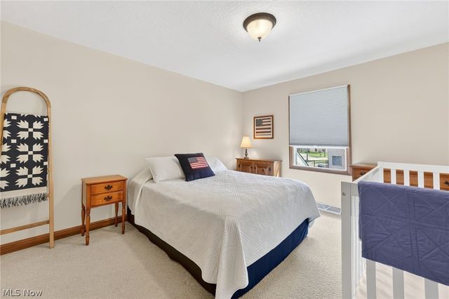 5503 Pheasants Walk Drive, North Olmsted, OH 44070