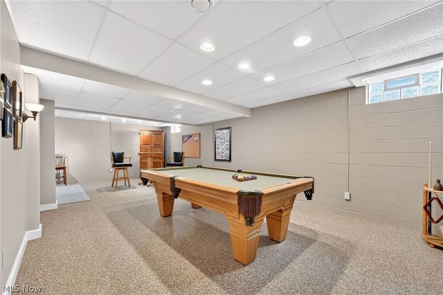 5503 Pheasants Walk Drive, North Olmsted, OH 44070
