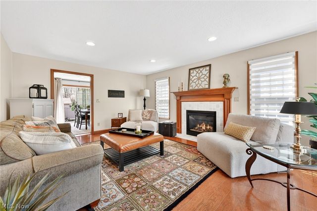 5503 Pheasants Walk Drive, North Olmsted, OH 44070