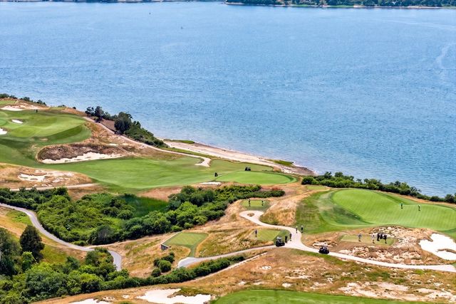 600 Fox Hill Rd, Chatham, MA 02633