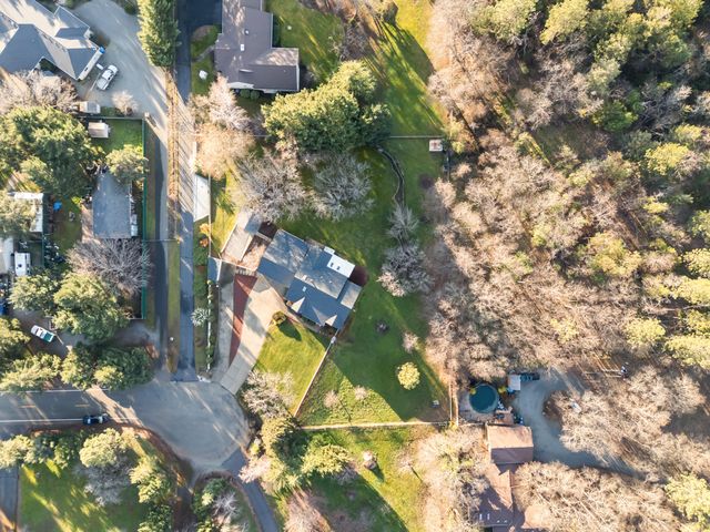 334 Village Lane, Grants Pass, OR 97527