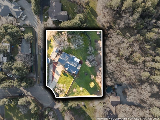 334 Village Lane, Grants Pass, OR 97527