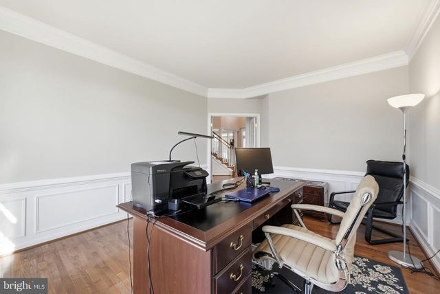 4909 SAMMY JOE DR, Fairfax, VA 22030