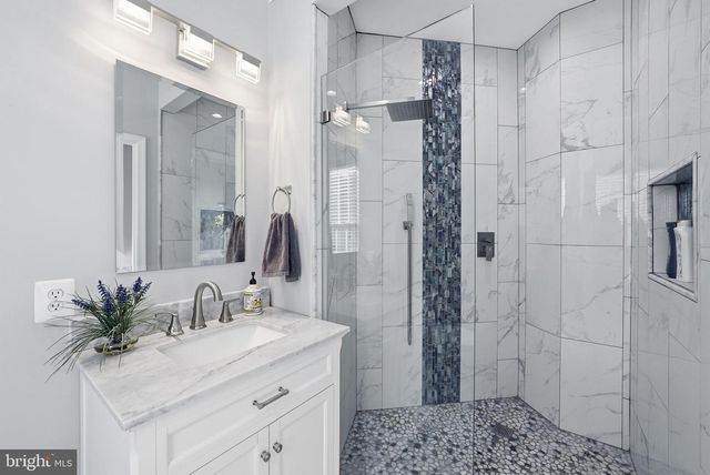 4909 SAMMY JOE DR, Fairfax, VA 22030