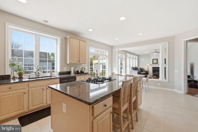 4909 SAMMY JOE DR, Fairfax, VA 22030