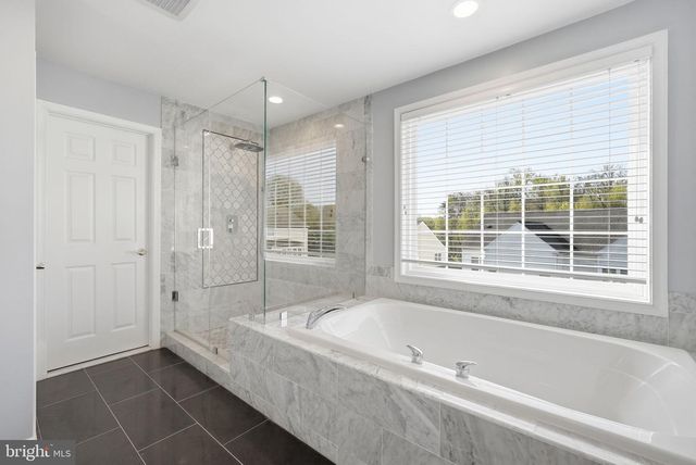 4909 SAMMY JOE DR, Fairfax, VA 22030