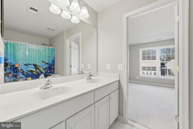 4909 SAMMY JOE DR, Fairfax, VA 22030