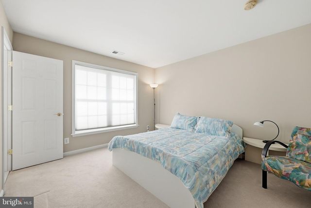 4909 SAMMY JOE DR, Fairfax, VA 22030