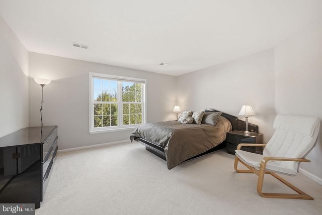 4909 SAMMY JOE DR, Fairfax, VA 22030