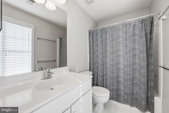 4909 SAMMY JOE DR, Fairfax, VA 22030