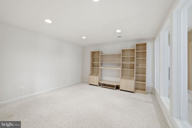 4909 SAMMY JOE DR, Fairfax, VA 22030
