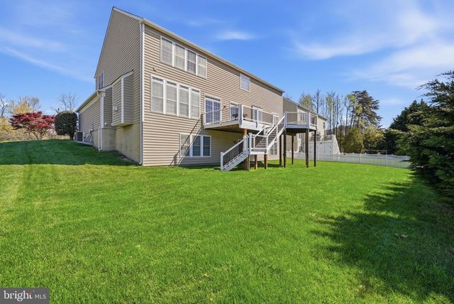 4909 SAMMY JOE DR, Fairfax, VA 22030