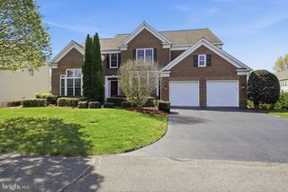 4909 SAMMY JOE DR, Fairfax, VA 22030