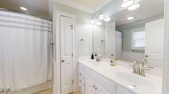 337 NE 41st Street, Oak Island, NC 28465