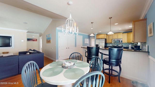 337 NE 41st Street, Oak Island, NC 28465