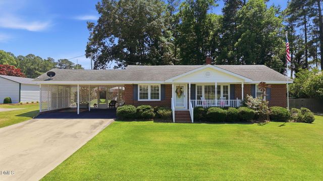 403 W Eason Street, Macclesfield, NC 27852