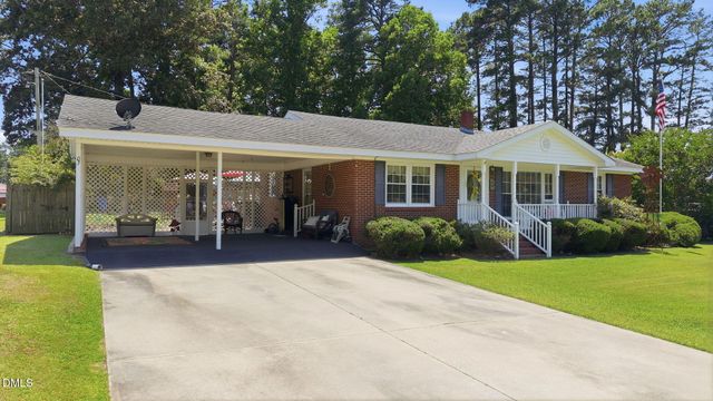 403 W Eason Street, Macclesfield, NC 27852