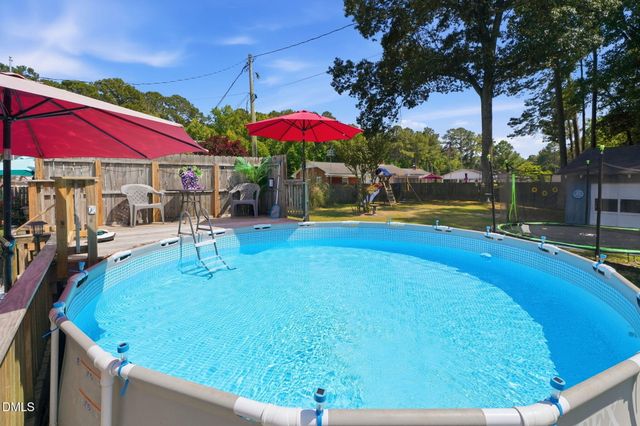 403 W Eason Street, Macclesfield, NC 27852