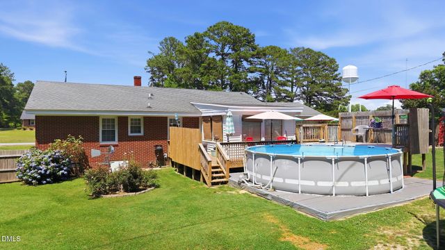 403 W Eason Street, Macclesfield, NC 27852