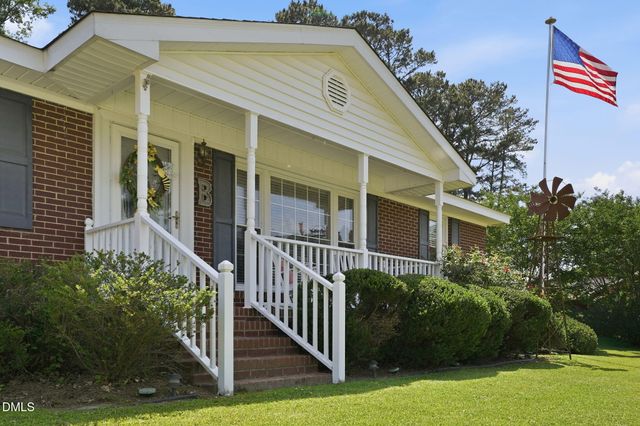 403 W Eason Street, Macclesfield, NC 27852