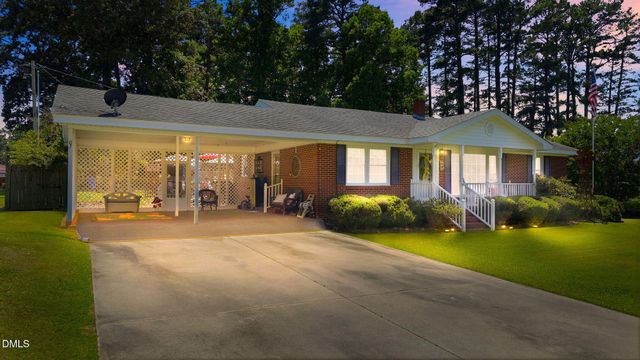 403 W Eason Street, Macclesfield, NC 27852
