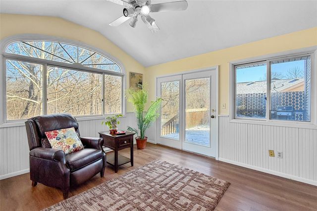 3845 92nd Drive, Urbandale, IA 50322