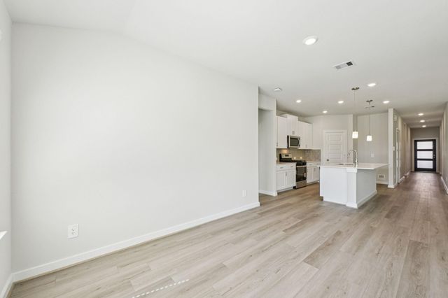 5917 Mockingbird Lodge Lane, Pearland, TX 77584