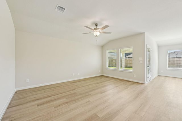 5917 Mockingbird Lodge Lane, Pearland, TX 77584