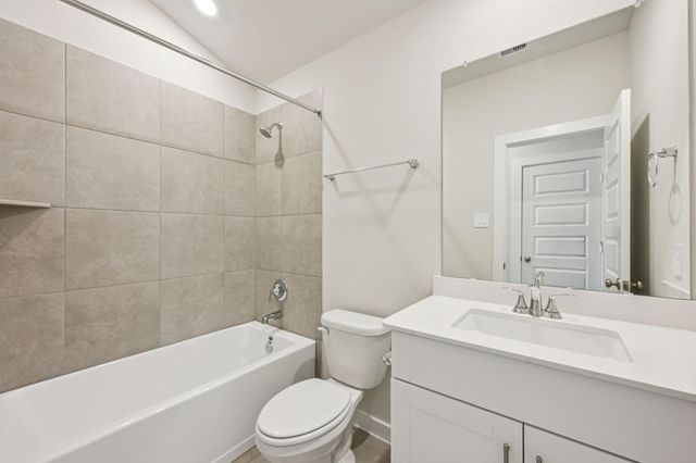 5917 Mockingbird Lodge Lane, Pearland, TX 77584