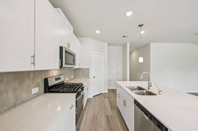 5917 Mockingbird Lodge Lane, Pearland, TX 77584