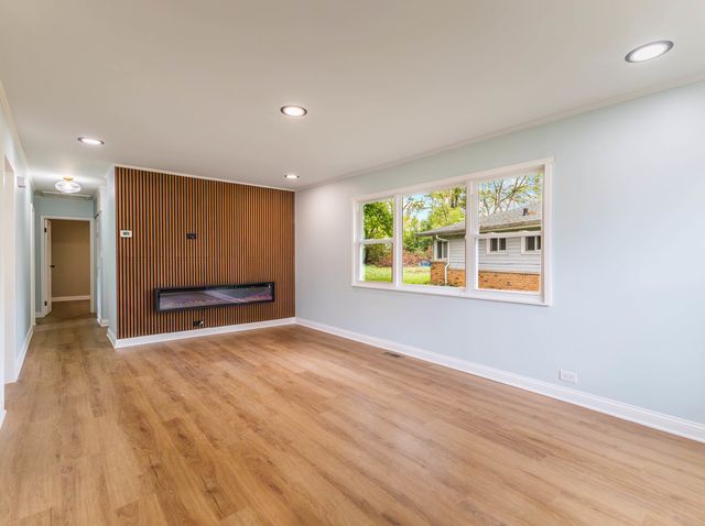 574 Lakewood Boulevard, Park Forest, IL 60466
