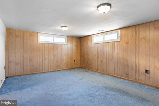 8 TREVETT BLVD, Newark, DE 19702