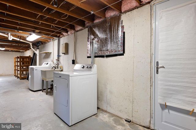 8 TREVETT BLVD, Newark, DE 19702