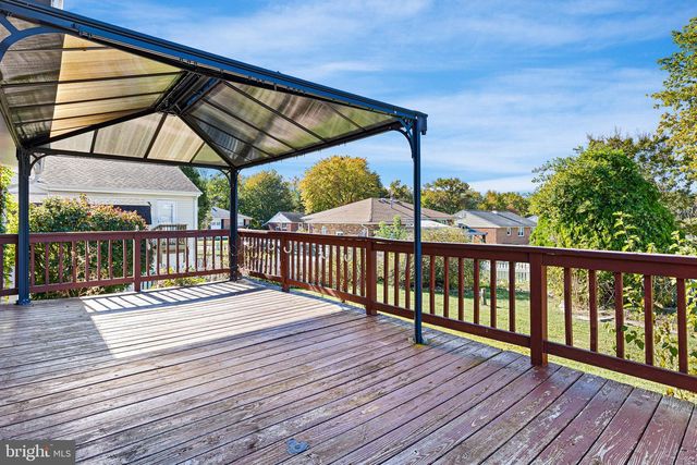 8 TREVETT BLVD, Newark, DE 19702