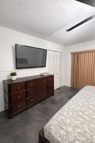 2190 W 60th Street 21201, Hialeah, FL 33016