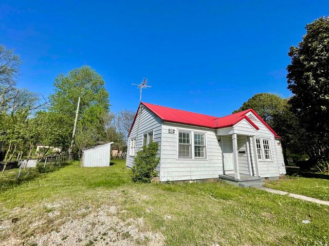 304 Plaza Avenue, Trumann, AR 72472