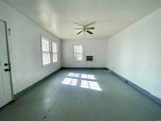304 Plaza Avenue, Trumann, AR 72472