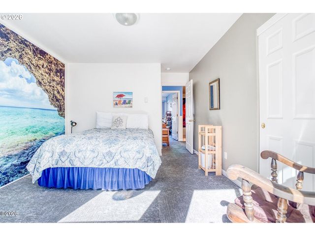 1284 Nw 15TH St, Lincoln City, OR 97367