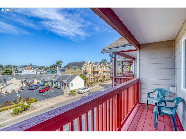1284 Nw 15TH St, Lincoln City, OR 97367