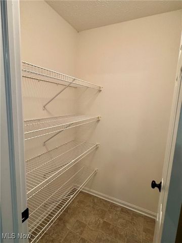 118 Carrington Court, Elyria, OH 44035