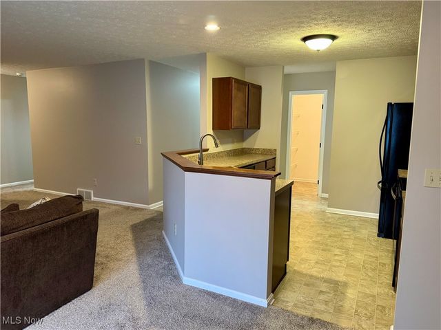 118 Carrington Court, Elyria, OH 44035