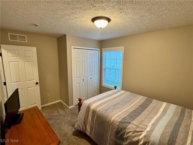 118 Carrington Court, Elyria, OH 44035