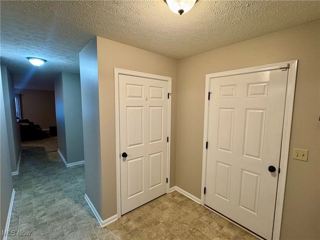 118 Carrington Court, Elyria, OH 44035