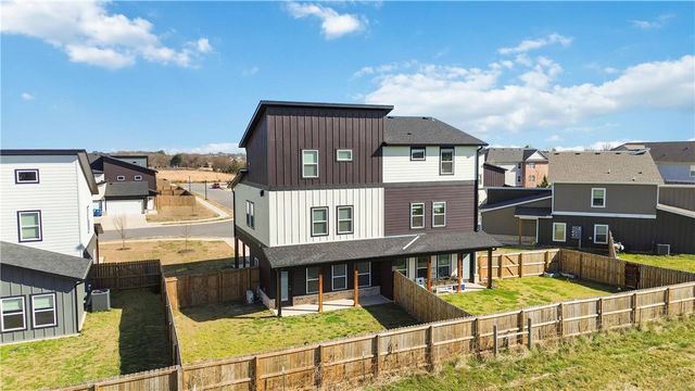 1303 SW Poigai 1 & 2, Bentonville, AR 72713