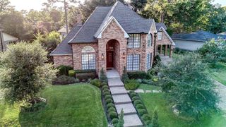 240 Edgewood Dr, Montgomery, TX 77356