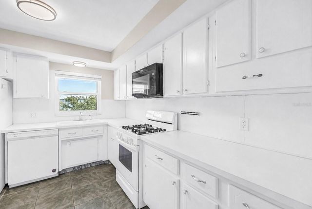 1868 SHORE DRIVE S 310, South Pasadena, FL 33707