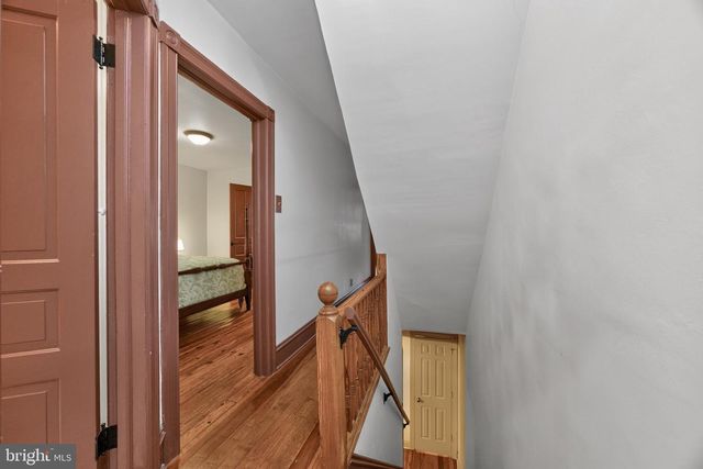 408 S 9TH ST, Perkasie, PA 18944
