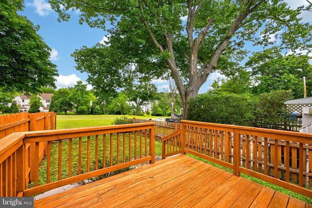 408 S 9TH ST, Perkasie, PA 18944