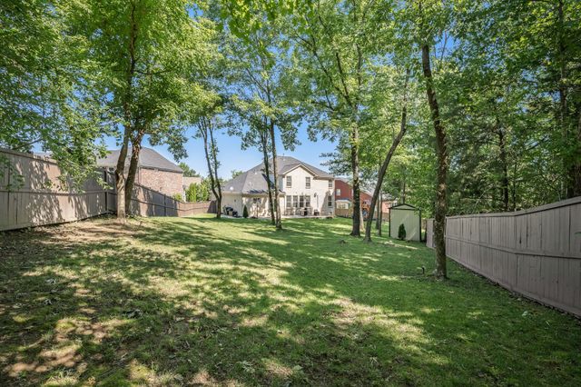 441 Valley Spring Dr, Mount Juliet, TN 37122