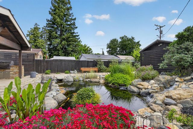 217 Earl Ave, Roseville, CA 95678